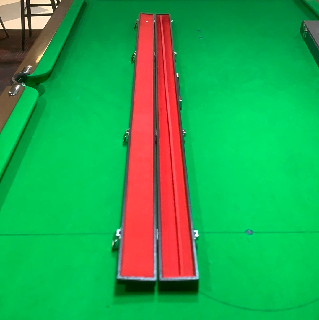 1 Piece 60” Pool, Snooker and billiards case. 2 slots