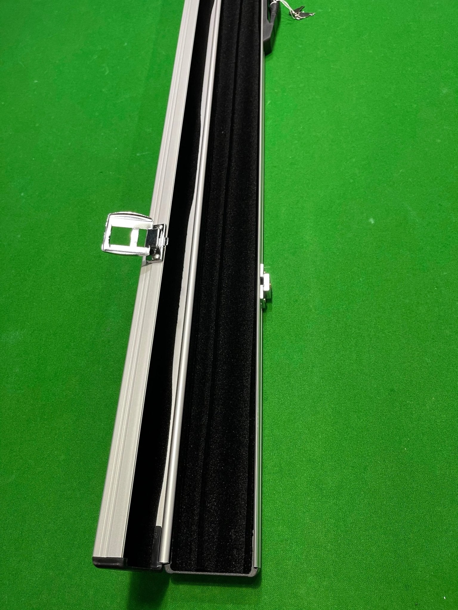Aluminium Deluxe 1pce 60" Pool, Snooker & Billiard Cue Case QMasters