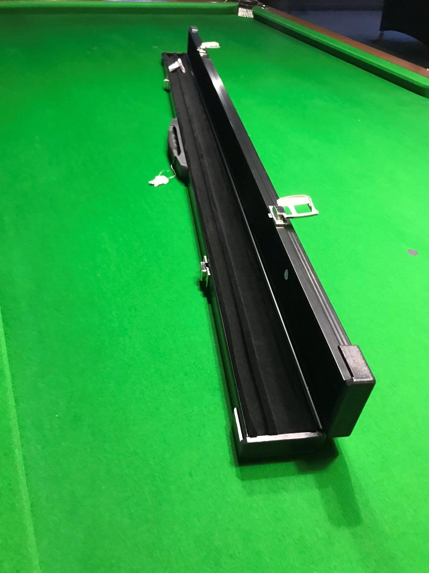Black Aluminium Deluxe 3/4 Pool, Snooker & Billiard Cue Case - Q-Masters