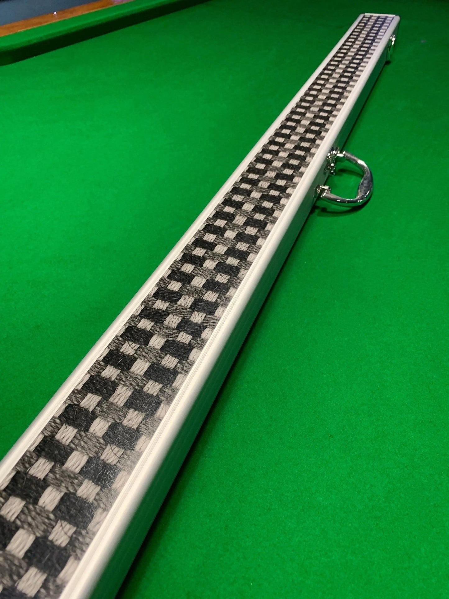Deluxe Aluminium Design Pool Snooker Billiard 3/4 Cue Case - Q-Masters