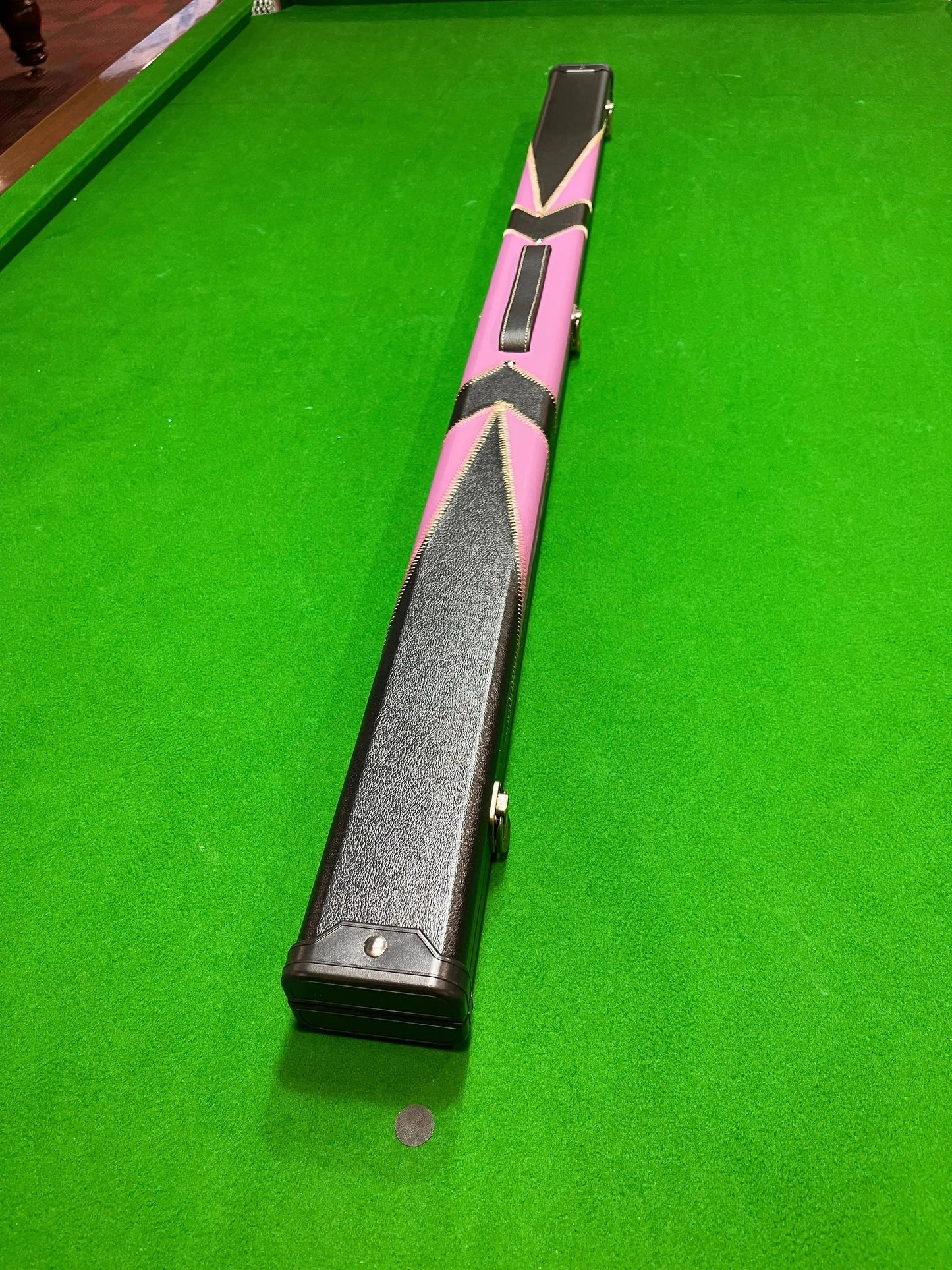 Deluxe Leather Art 3/4 Pool, Snooker, & Billiard Cue Case - Q-Masters