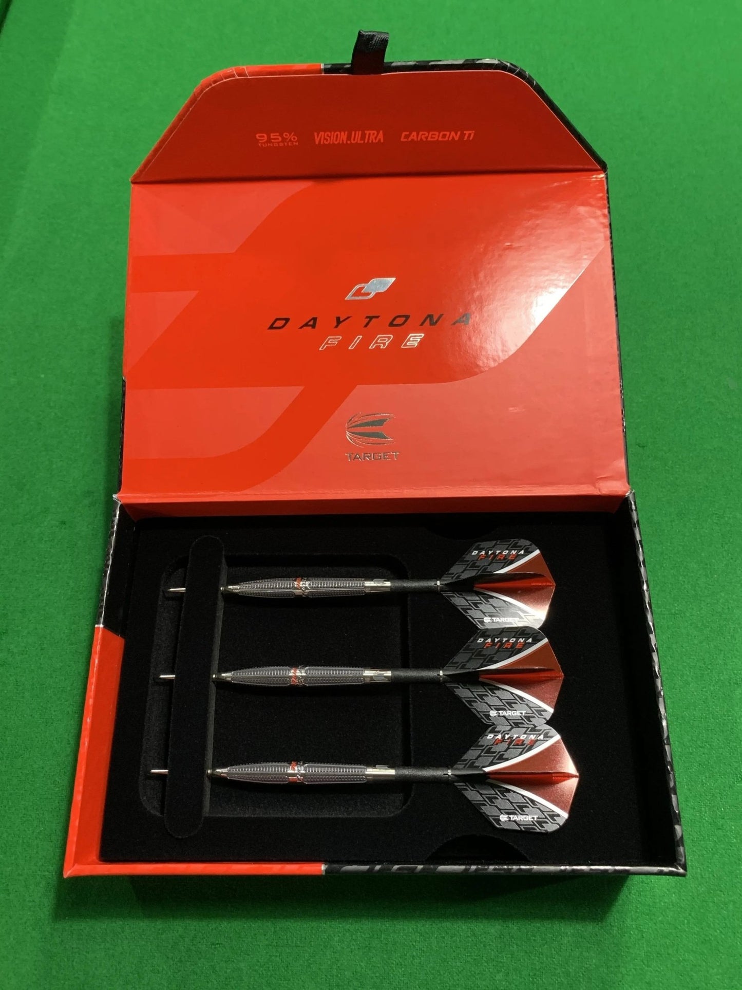 Target Daytona Fire 95% Tungsten Darts DF 04 Cutting Edge Technology - Q-Masters