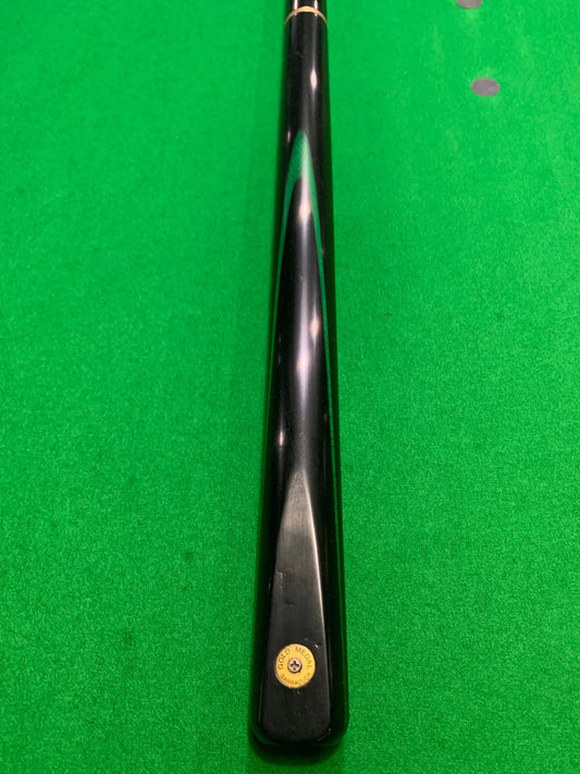 BARRACUDA Gold Medal 3/4 Pool, Snooker Billiard Cue - Q-Masters