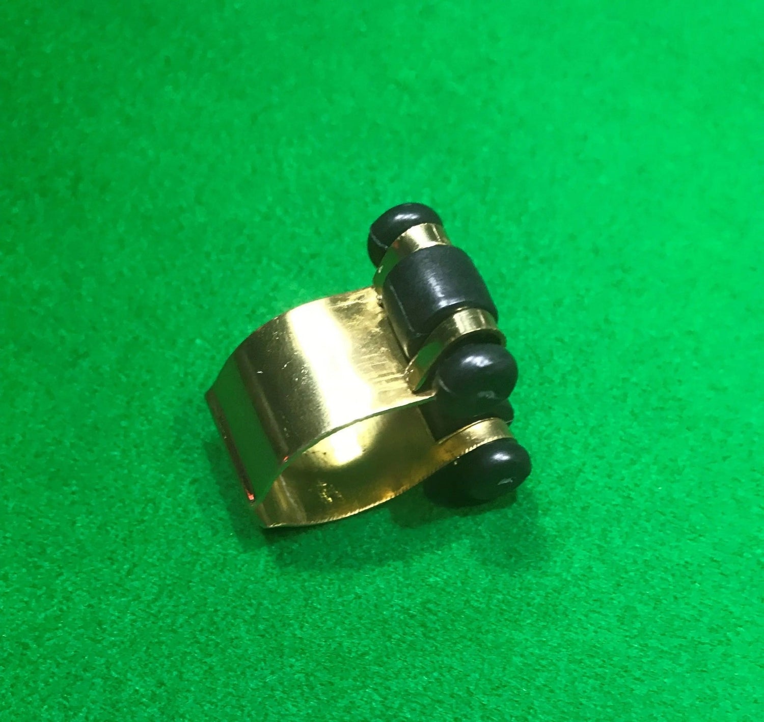 Brass Cue Rack Clip - Q-Masters