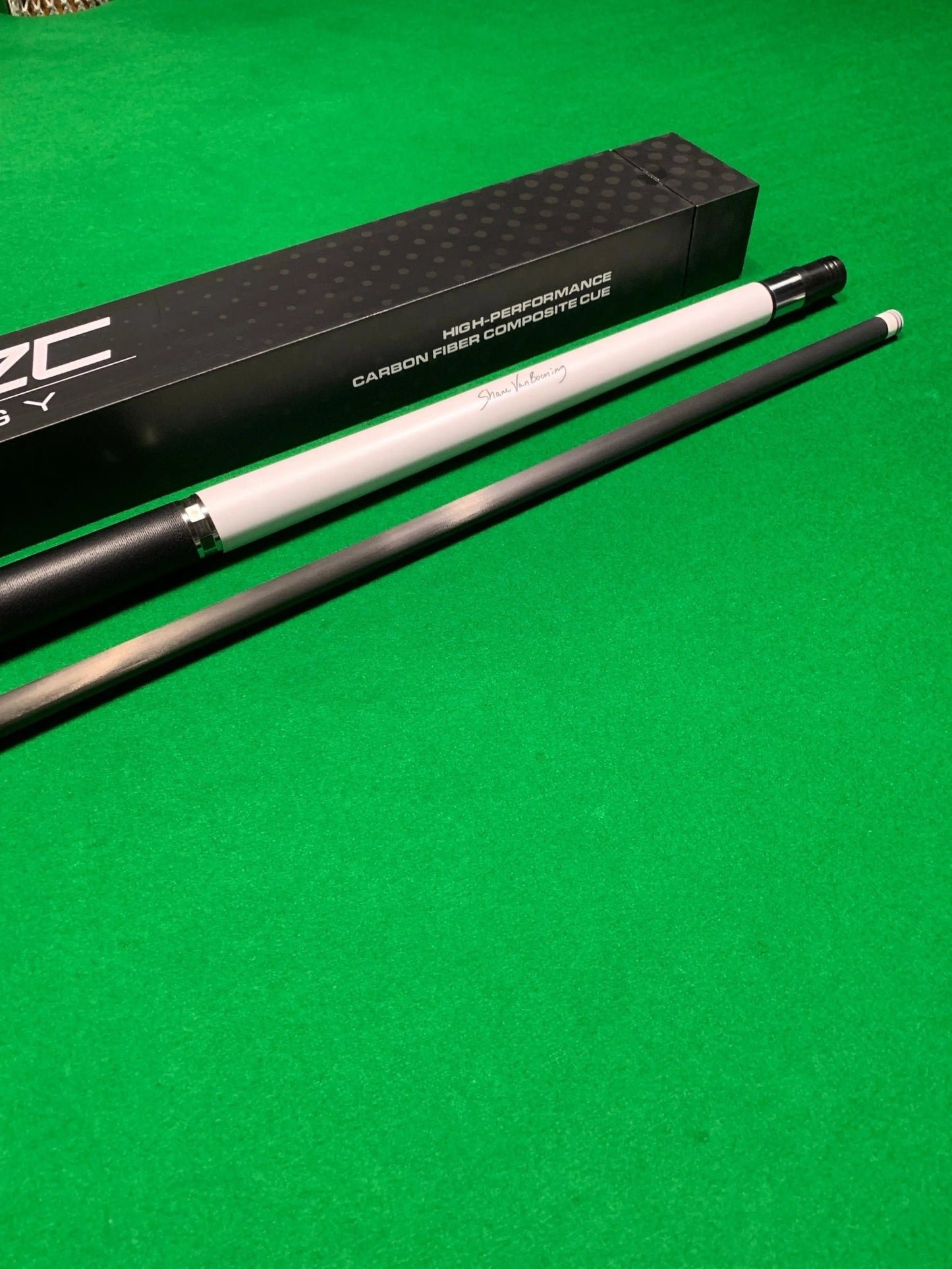 CUETEC Cynergy SVB Gen One Cue – Pearl White - Q-Masters