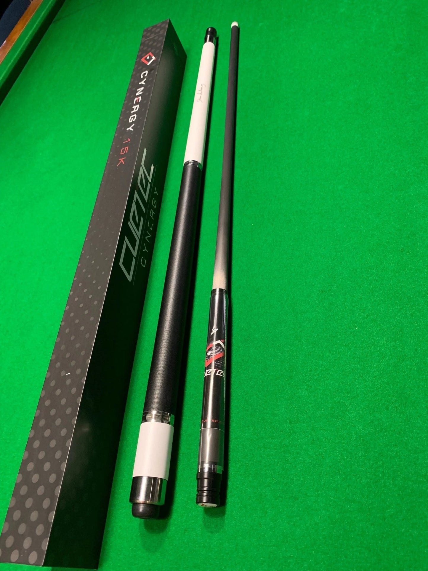 CUETEC Cynergy SVB Gen One Cue – Pearl White - Q-Masters