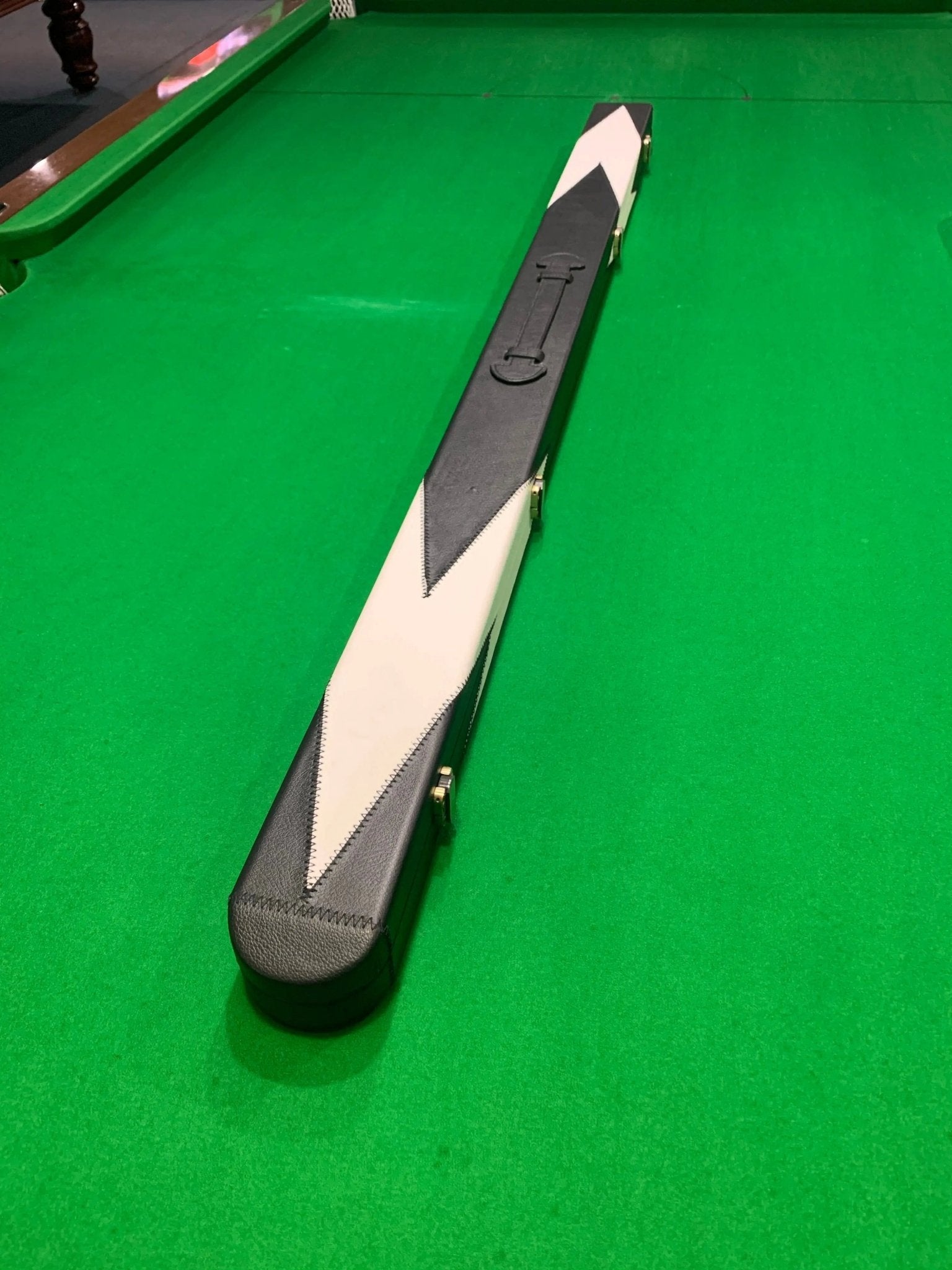 Deluxe Black & White Leather Art 3/4 Pool, Snooker, & Billiard Cue Case