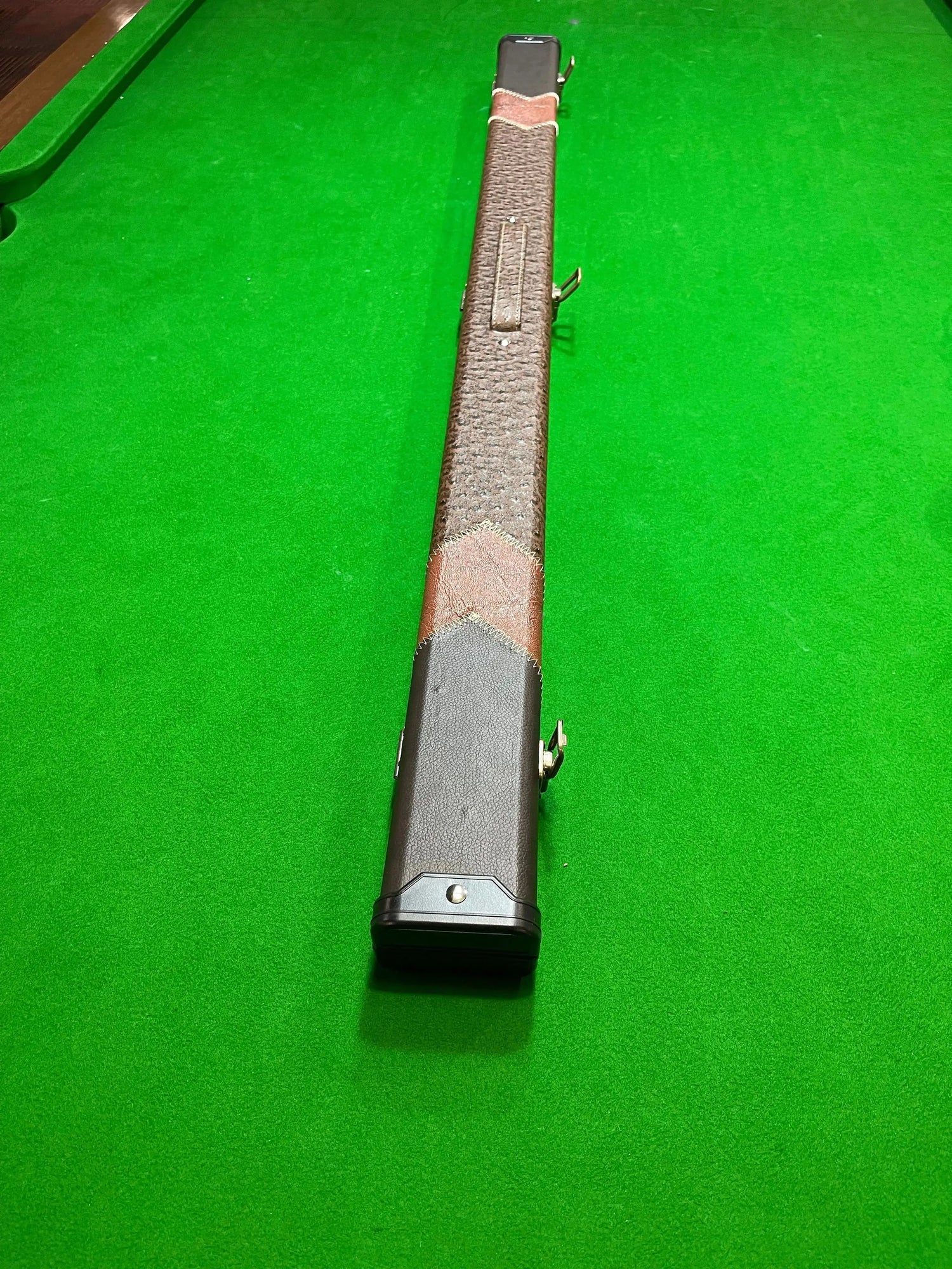Deluxe Leather Art 3/4 Pool, Snooker, & Billiard Cue Case - Q-Masters