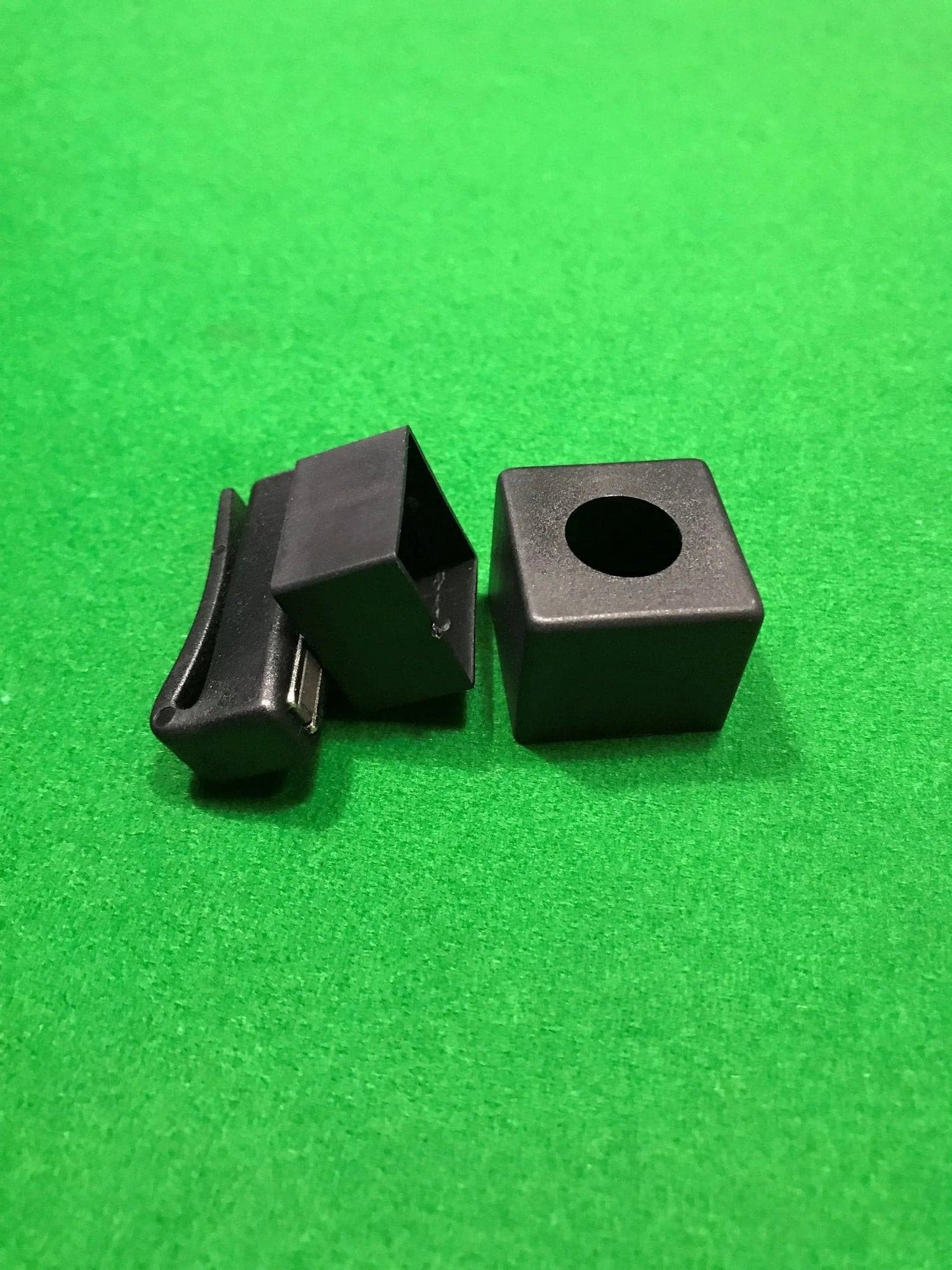 Pool Snooker Billiard Chalk Holder Magnet - Q-Masters