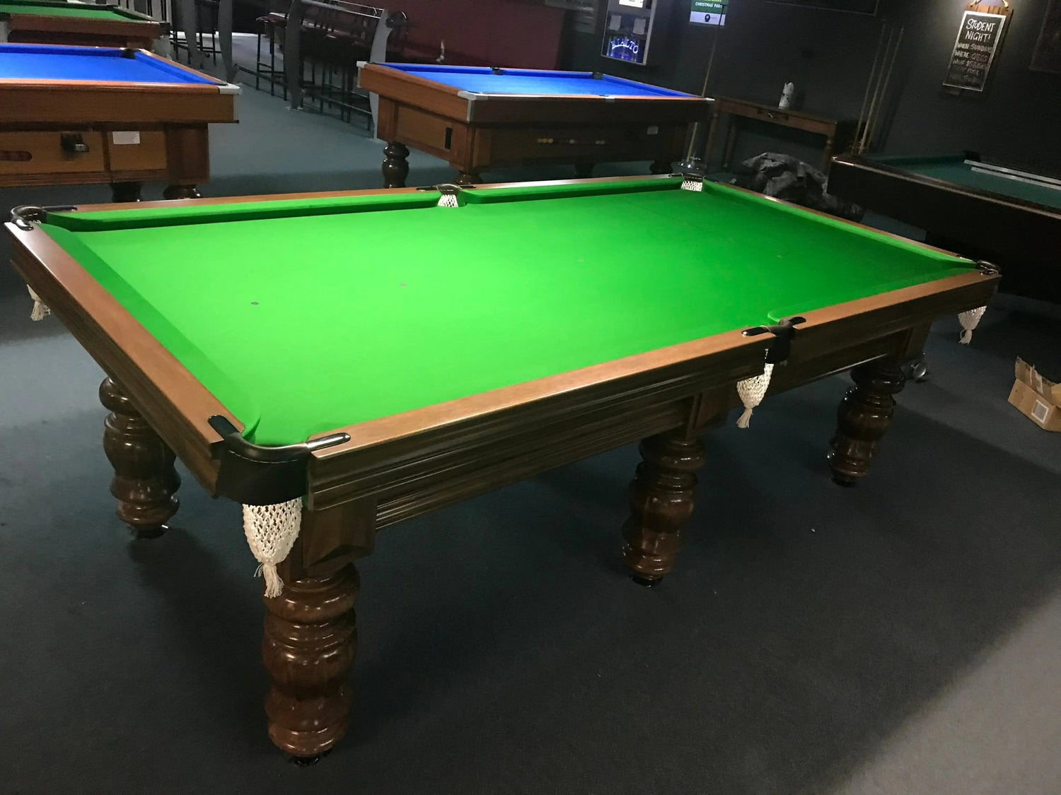STRACHAN 6811 Competition Grade Spillguard Treatment Pool, Snooker, Billiards Table Cloth - Q-Masters