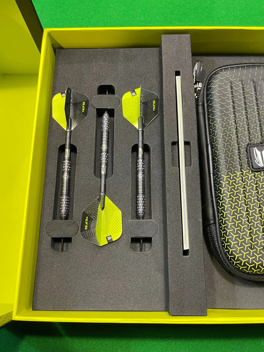 TARGET 975-02 Swiss Point Darts - 97.5% Tungsten - 25g - Q-Masters